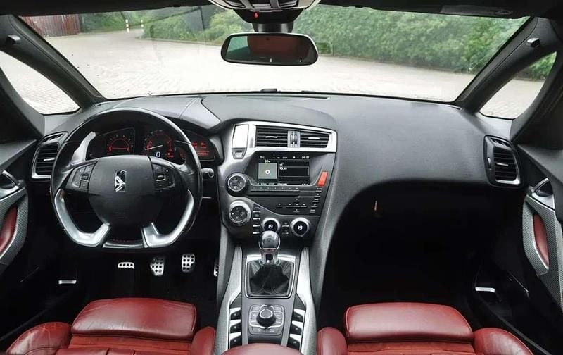 Gebraucht Citroën DS5 Chic 200 PS (147 kW) 2013 Braun Kleinwagen