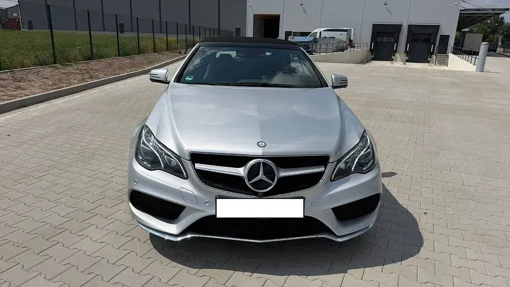 Gebraucht Mercedes E250 Sport Edition 204 PS (150 kW) 2015 Silber Cabrio