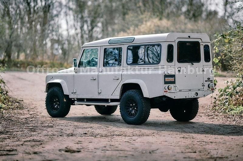 Gebraucht Land Rover Defender 122 PS (89 kW) 2008 Weiß Kombi