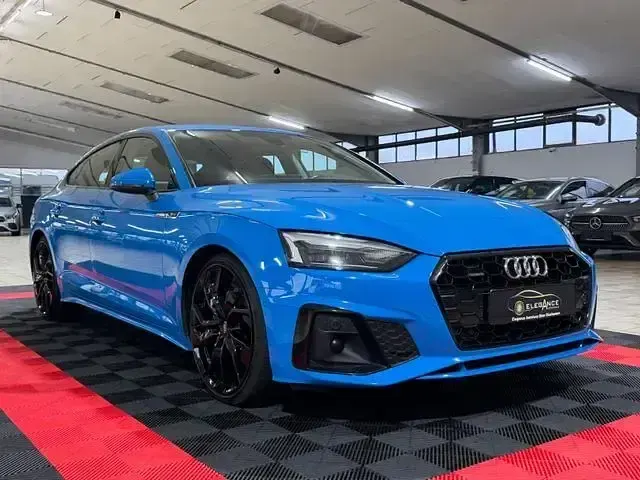Gebraucht Audi A5 Sportback S-Line 204 PS (150 kW) 2022 Blau Kleinwagen