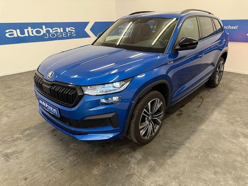 Blau Gebraucht 2023 Skoda Kodiaq SportLine SUV | 42.999 € (Teuer) - Bild 1/4