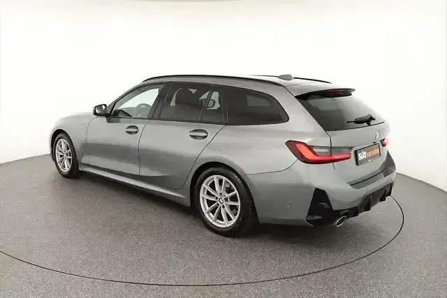 Gebraucht BMW 320 M Sport 360 PS (264 kW) 2025 Grau Kombi