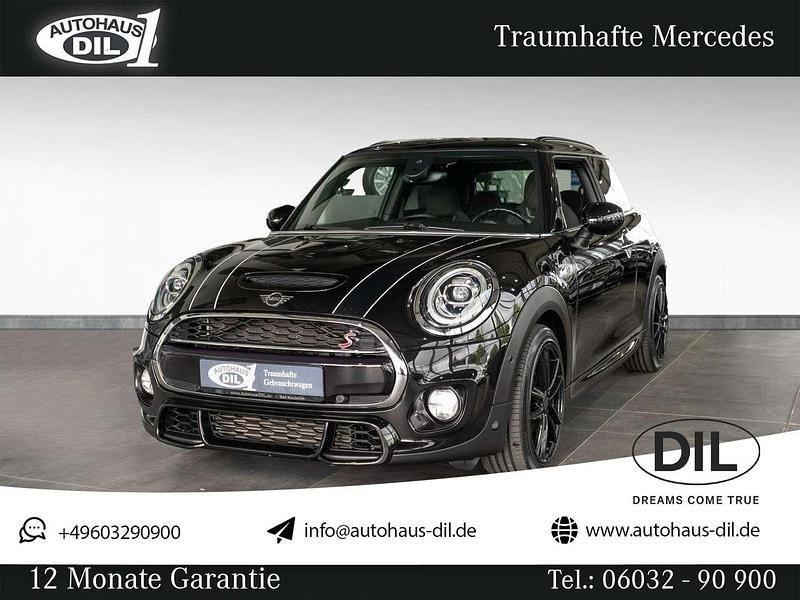 Gebraucht Mini John Cooper Works Coupé 192 PS (141 kW) 2018 Midnight black metallic Coupé