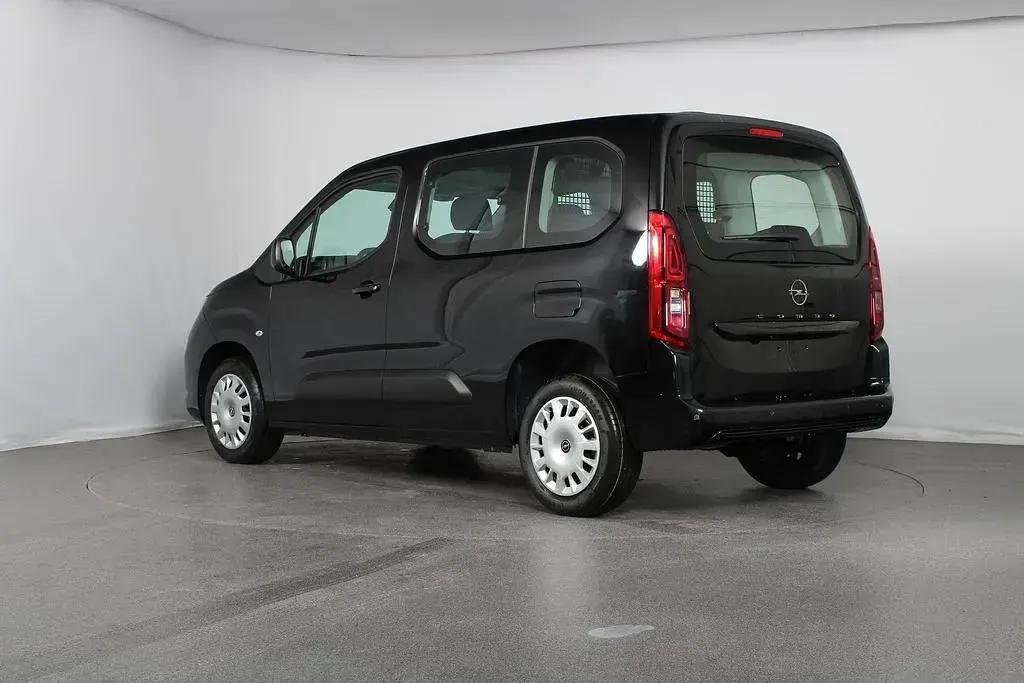 Neu Opel Combo Life Edition 102 PS (75 kW) 2026 Schwarz Van / Kleinbus