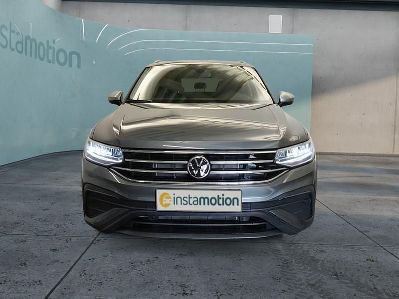 Gebraucht VW Tiguan 150 PS (110 kW) 2025 Grau SUV