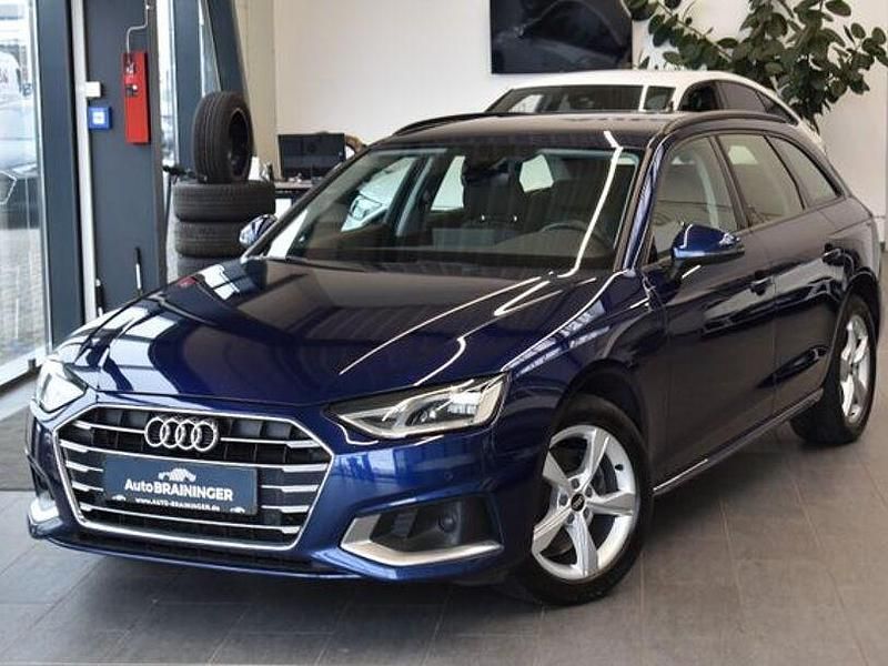 Gebraucht Audi A4 Advanced 163 PS (119 kW) 2021 Blau Kombi