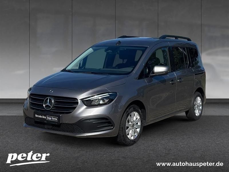 Chromitgrau metallic Gebraucht 2024 Mercedes T180 Progressive Van / Kleinbus | 28.490 € (Fairer Preis) - Bild 1/4