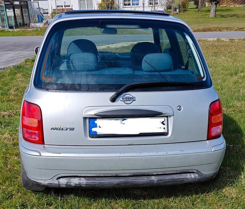 Gebraucht Nissan Micra 60 PS (44 kW) 2002 Silber Kleinwagen