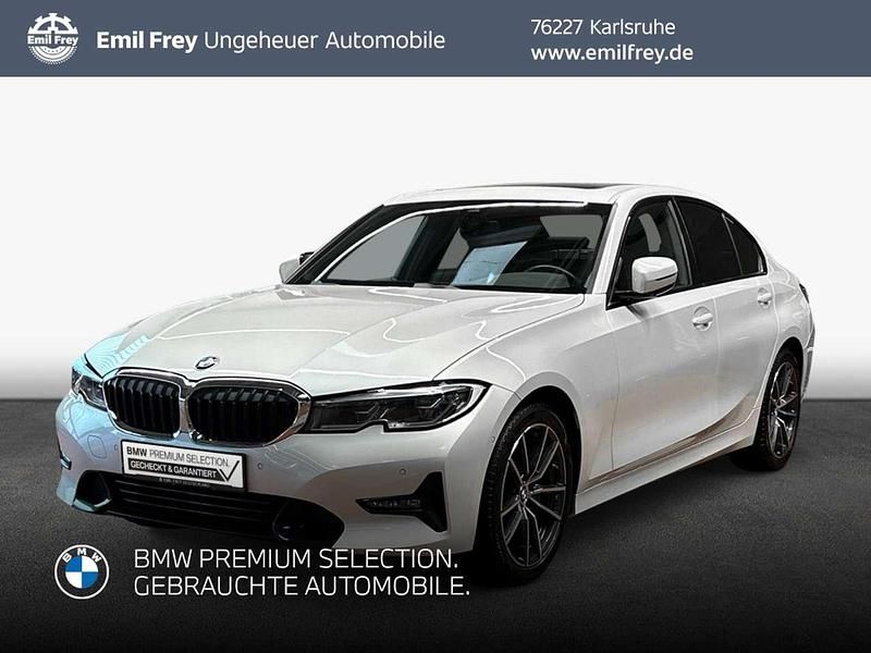 Weiß Gebraucht 2022 BMW 320 Sport Line Limousine | 31.870 € (Fairer Preis) - Bild 1/3