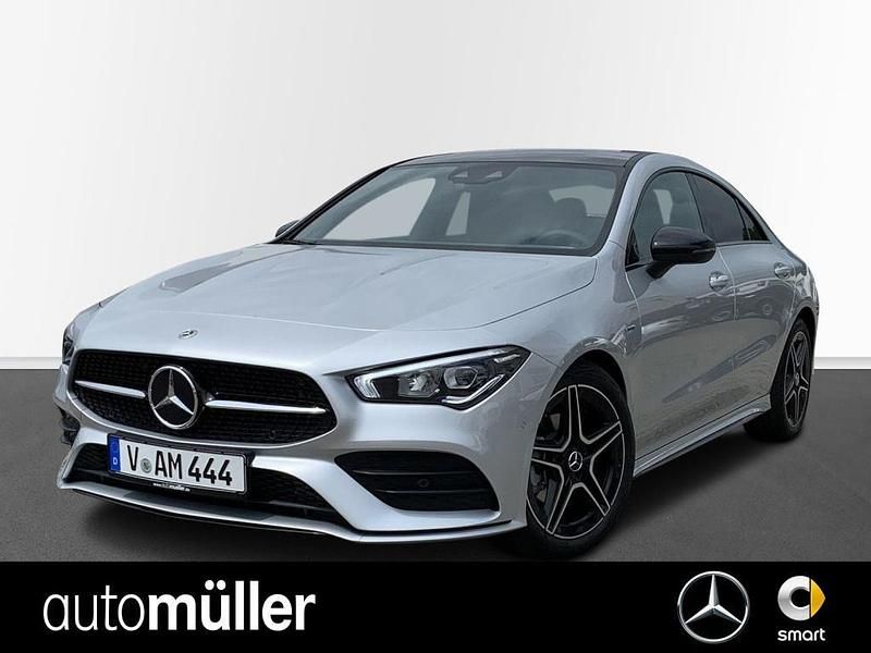 Silber Gebraucht 2021 Mercedes CLA180 Night Limousine | 29.480 € (Fairer Preis) - Bild 1/4