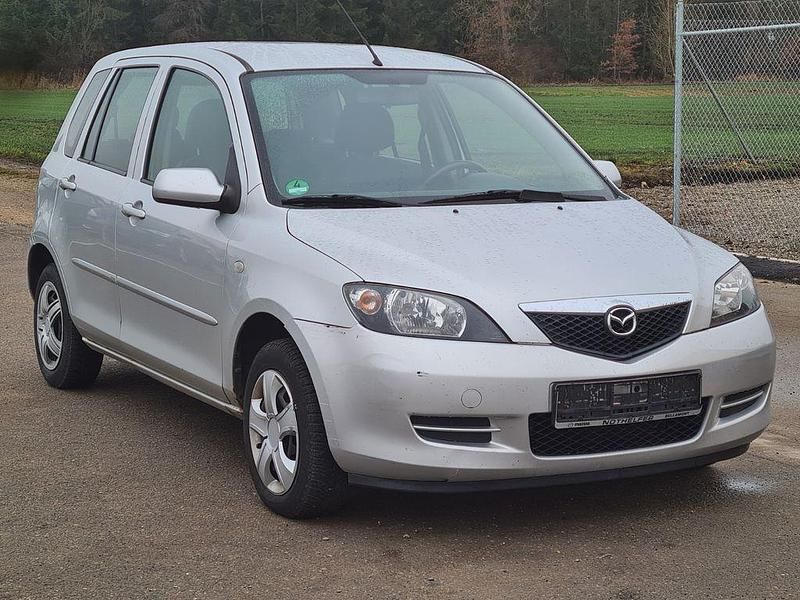 Gebraucht Mazda 2 Active 80 PS (58 kW) 2005 Silber Limousine