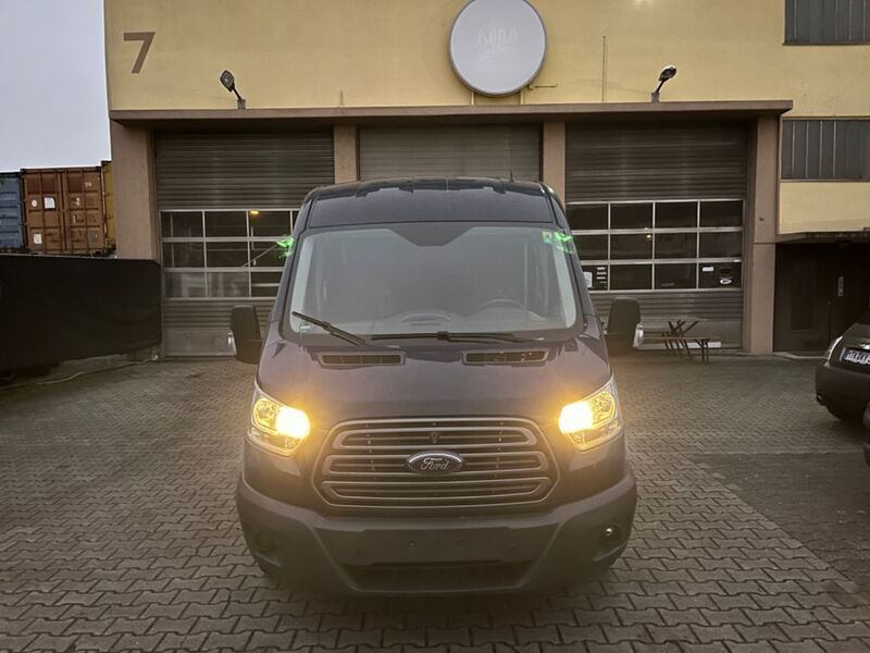 Gebraucht Ford Transit Trend 101 PS (74 kW) 2015 Blau Kombi
