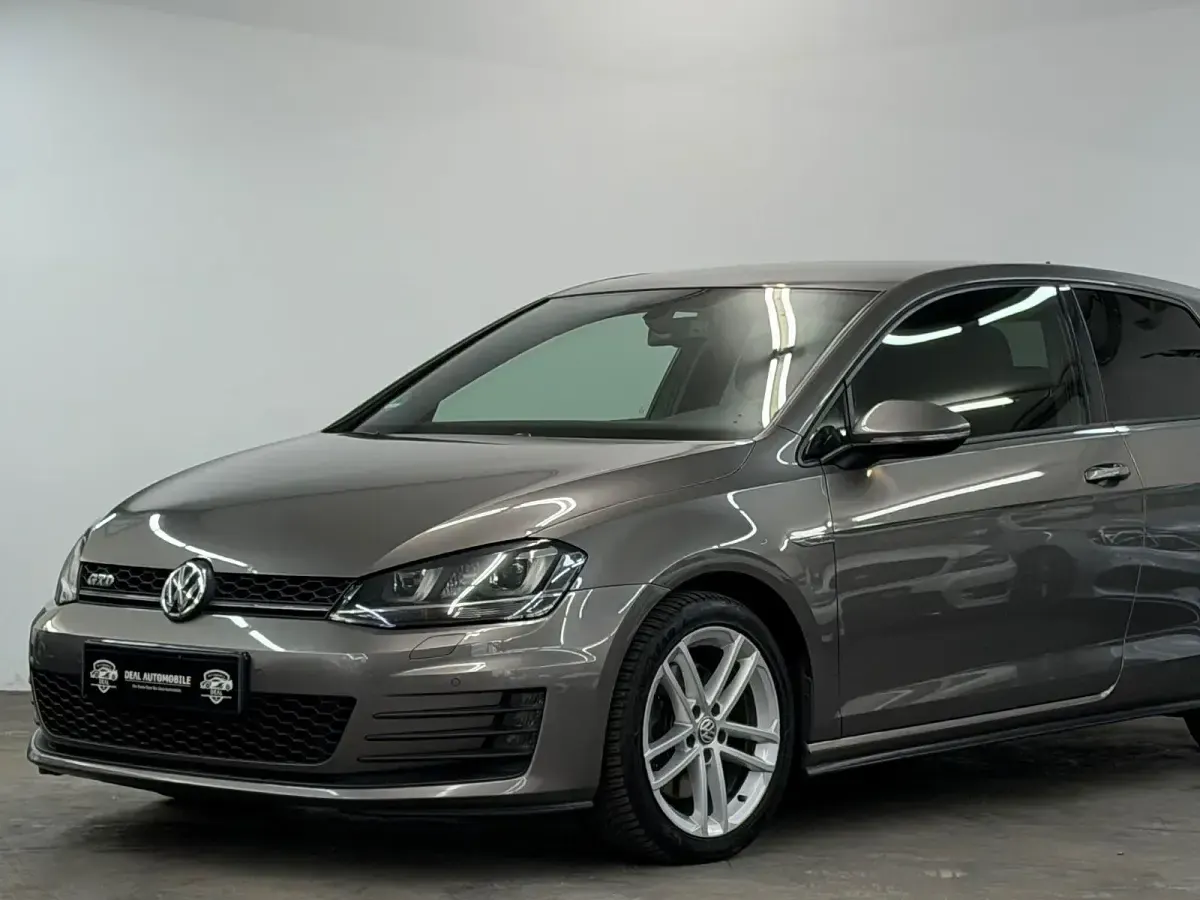 Gebraucht VW Golf GTD 184 PS (135 kW) 2015 Grau Coupé