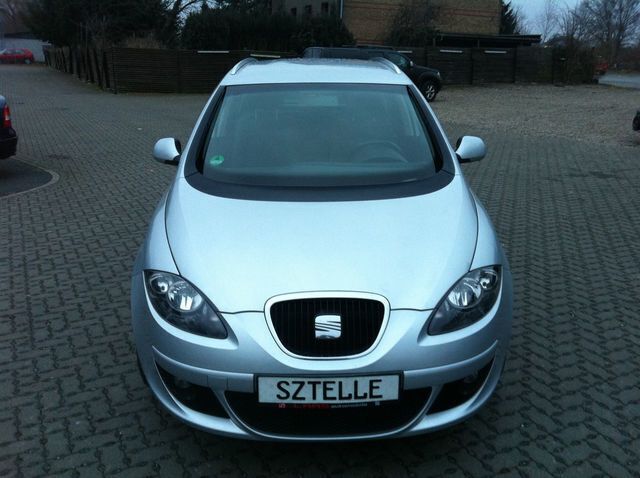 Gebraucht Seat Altea XL Stylance 105 PS (77 kW) 2007 Silber Van / Kleinbus