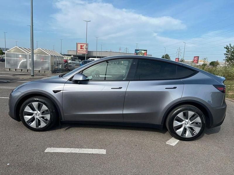 Gebraucht Tesla Model Y 378 kW (514 PS) 2024 Silber SUV