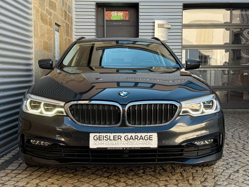 Gebraucht BMW 540 Sport Line 340 PS (250 kW) 2018 Sophistograu brillanteffektme Kombi