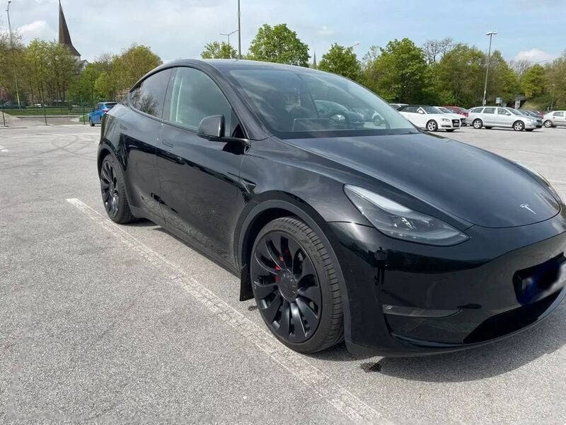 Gebraucht 2023 Tesla Model Y Performance SUV | 34.707 € - Bild 1/4