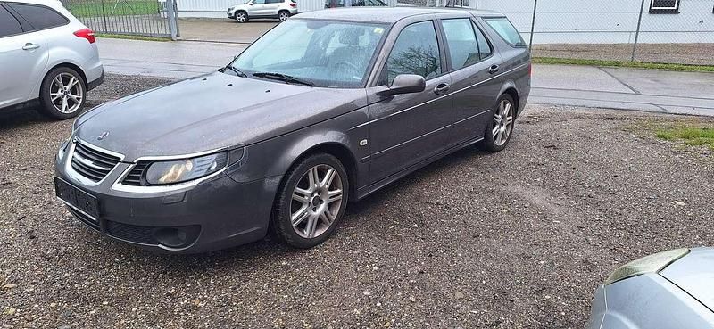 Grau Gebraucht 2006 Saab 9-5 Vector Kombi | 2.850 € (Fairer Preis) - Bild 1/4