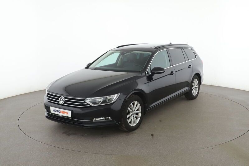 Schwarz Gebraucht 2018 VW Passat Comfortline Kombi | 18.540 € (Fairer Preis) - Bild 1/4