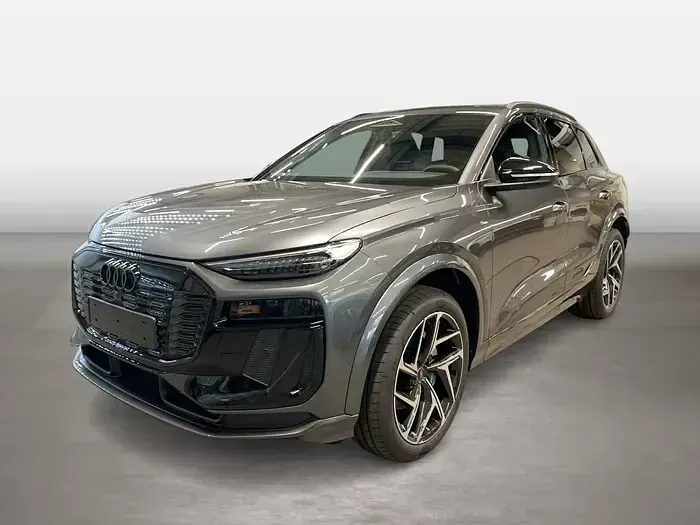 Gebraucht Audi Q6 e-tron Business 225 kW (306 PS) 2026 SUV