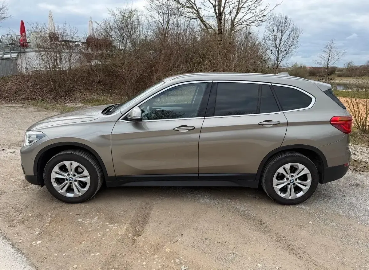 Gebraucht BMW X1 Performance 136 PS (100 kW) 2016 Silber SUV
