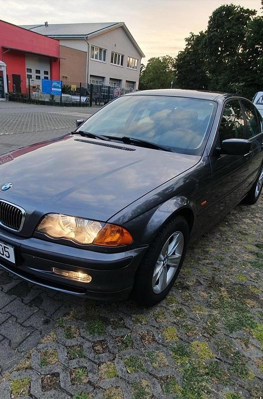 Gebraucht BMW 328 193 PS (141 kW) 1999 Grau Limousine