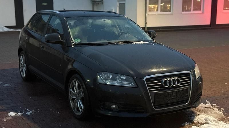 Schwarz Gebraucht 2011 Audi A3 Limousine | 3.600 € (Guter Preis) - Bild 1/4