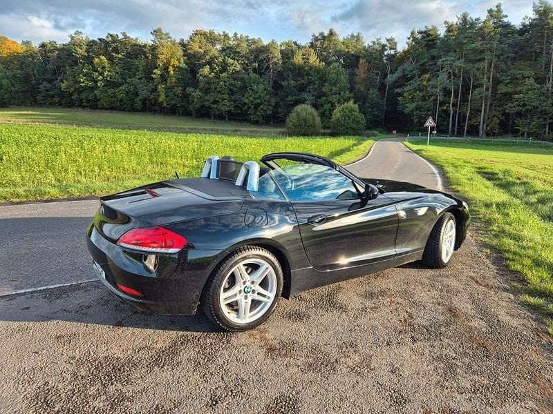 Gebraucht BMW Z4 204 PS (150 kW) 2011 Schwarz Cabrio