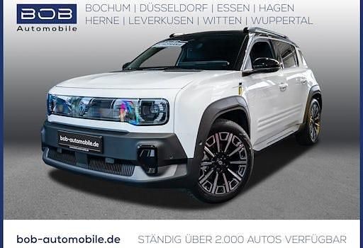 Gebraucht Renault 4 E-Tech Iconic 110 kW (150 PS) 2025 Weiß + black pearlschwarz (weiß) SUV