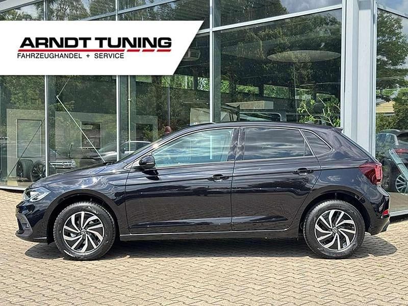 Neu VW Polo 95 PS (69 kW) 2025 Deep black perleffekt Limousine