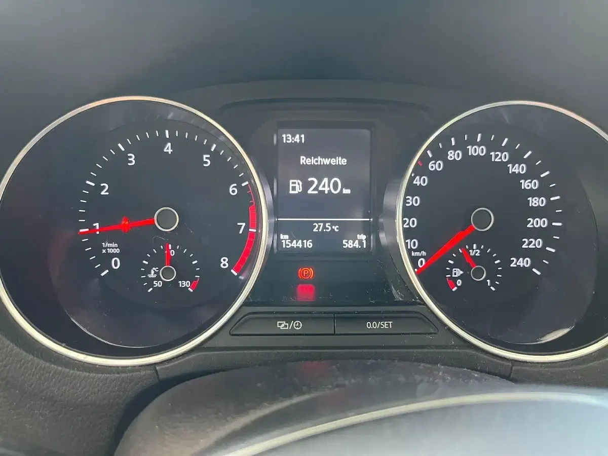 Gebraucht VW Polo LOUNGE 110 PS (80 kW) 2015 Weiß Kleinwagen