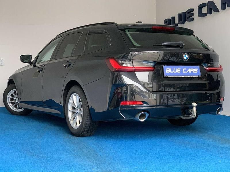 Gebraucht BMW 320 190 PS (139 kW) 2022 Saphirschwarz (metallic) Kombi