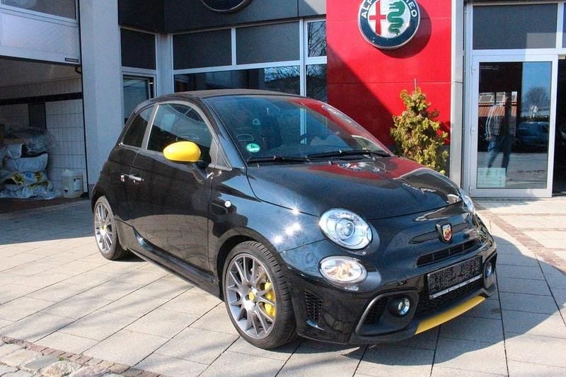 Gebraucht Abarth 695C 179 PS (131 kW) 2023 Schwarz Cabrio
