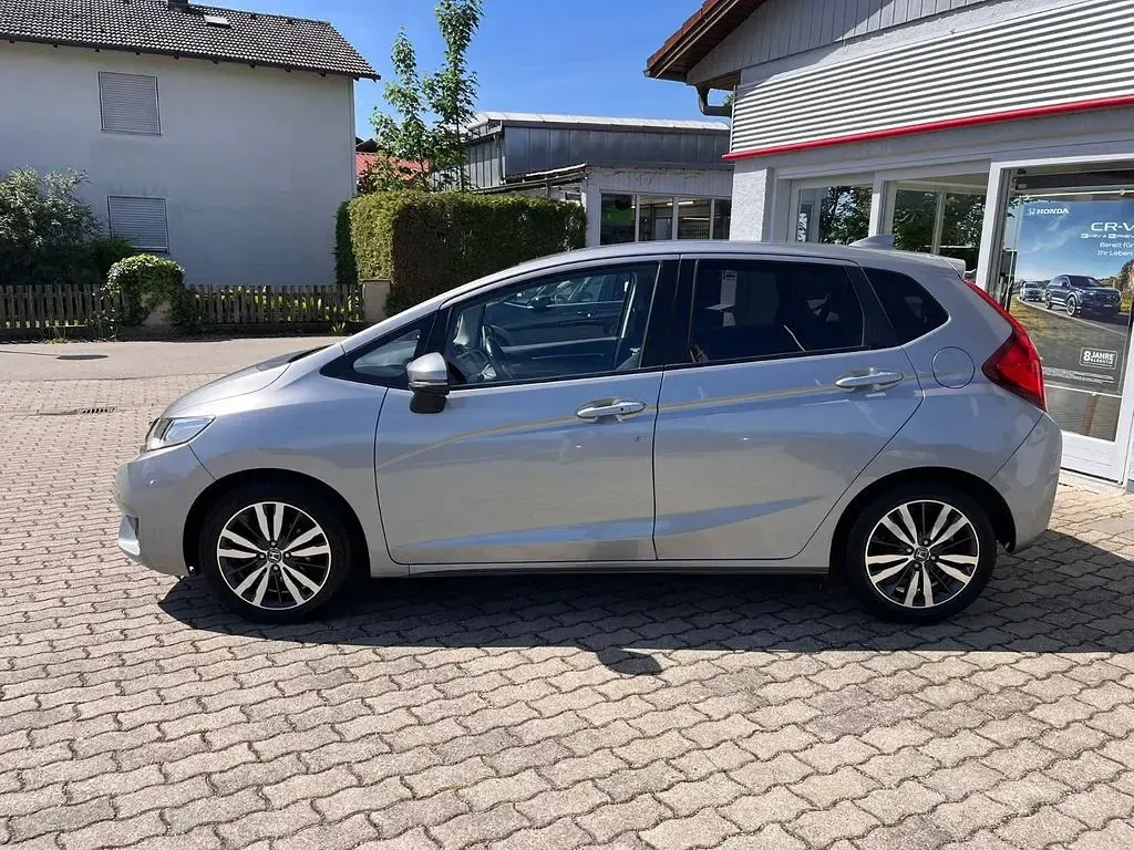 Gebraucht Honda Jazz Elegance 102 PS (75 kW) 2017 Silber Kleinwagen