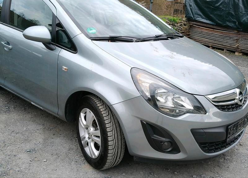 Gebraucht Opel Corsa 95 PS (69 kW) 2015 Grau Kleinwagen