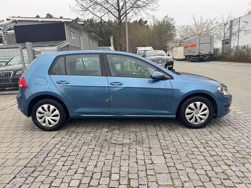 Gebraucht VW Golf VII Comfortline 86 PS (63 kW) 2013 Pacific blue metallic Kleinwagen