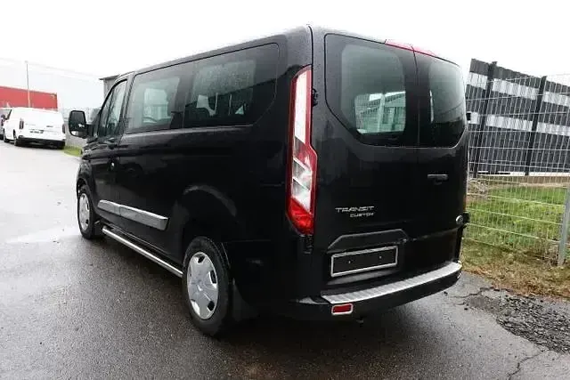 Gebraucht Ford Transit Custom Trend 131 PS (96 kW) 2023 Obsidianschwarz metallic Van