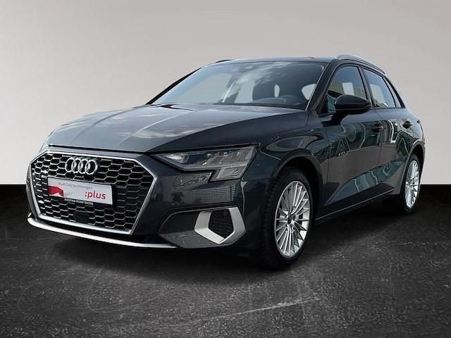 Gebraucht Audi A3 Sportback e-tron Ambiente 204 PS (150 kW) 2021 Manhattangrau metallic Kleinwagen