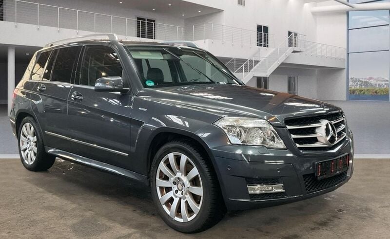 Grau Gebraucht 2010 Mercedes GLK220 SUV | 9.300 € (Superpreis) - Bild 1/4