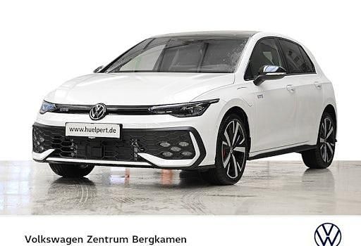 Oryxweiß perlmutteffekt Neu 2026 VW Golf GTE Limousine | 49.225 € (Teuer) - Bild 1/4