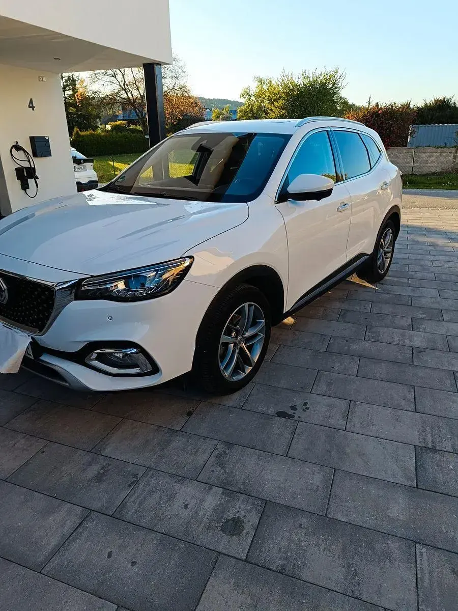 Occasion MG EHS Luxury 258 ch (189 kW) 2022 Blanc SUV