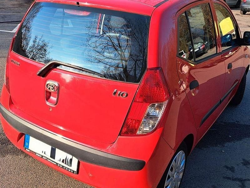 Gebraucht Hyundai i10 Classic 67 PS (49 kW) 2009 Rot Kleinwagen