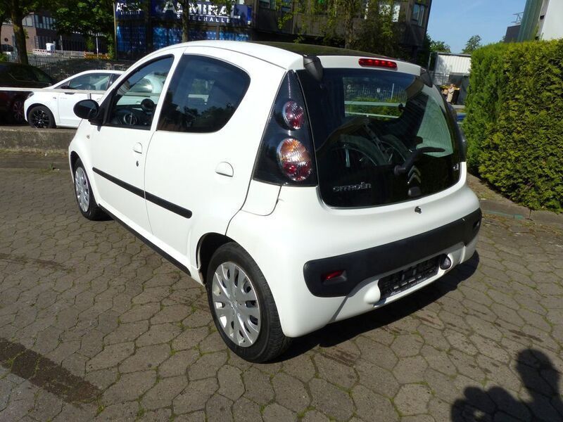 Gebraucht Citroën C1 Tendance 68 PS (50 kW) 2014 Weiß Kleinwagen