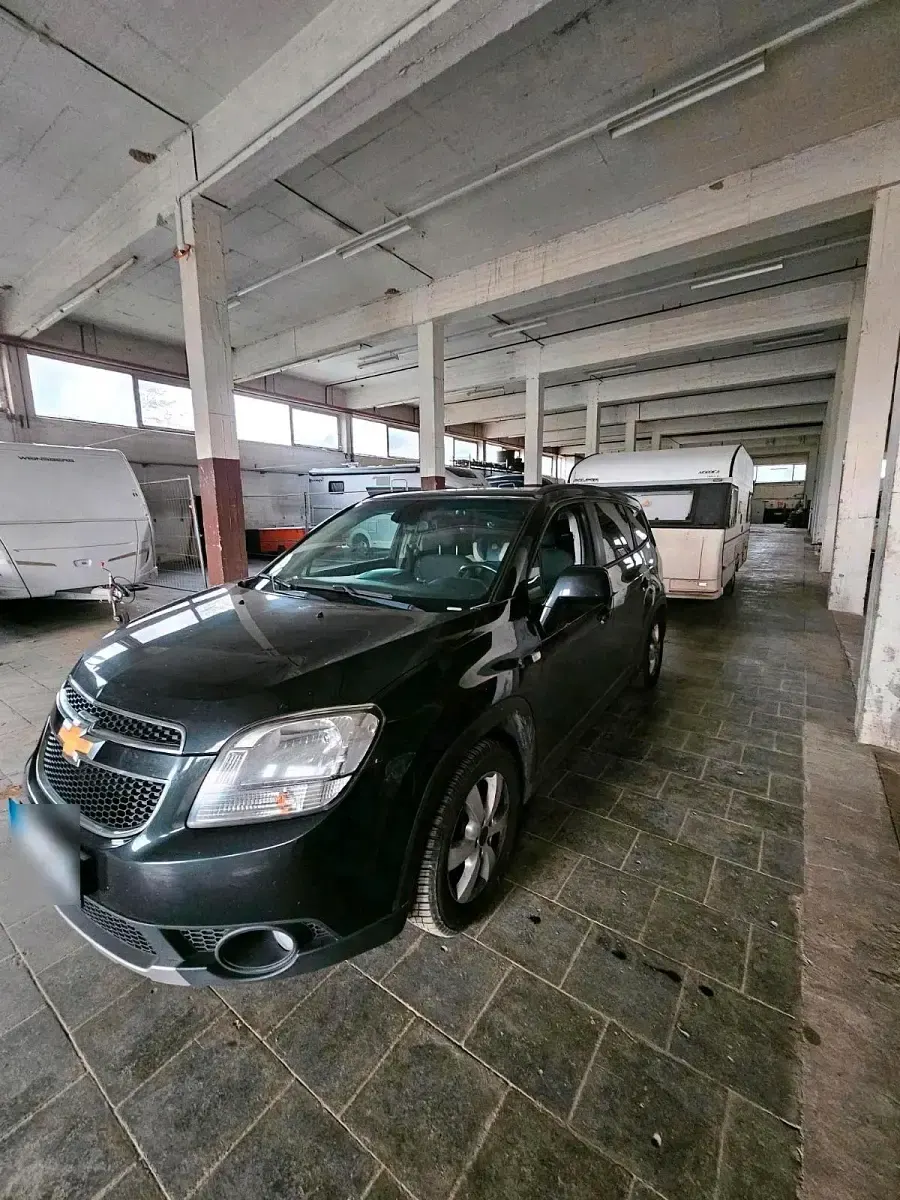 Gebraucht Chevrolet Orlando 163 PS (119 kW) 2012 Schwarz Van / Kleinbus