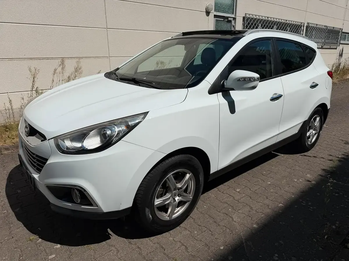 Gebraucht Hyundai ix35 163 PS (119 kW) 2010 Weiß SUV