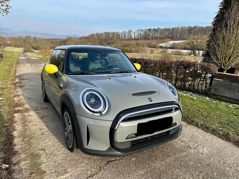 Gebraucht Mini Cooper SE 135 kW (184 PS) 2021 Grau Kleinwagen