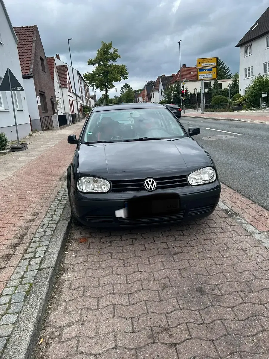 Gebraucht VW Golf IV 69 PS (50 kW) 2000 Schwarz Kleinwagen