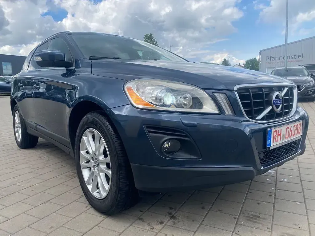 Gebraucht Volvo XC60 Summum 175 PS (128 kW) 2010 Blau SUV