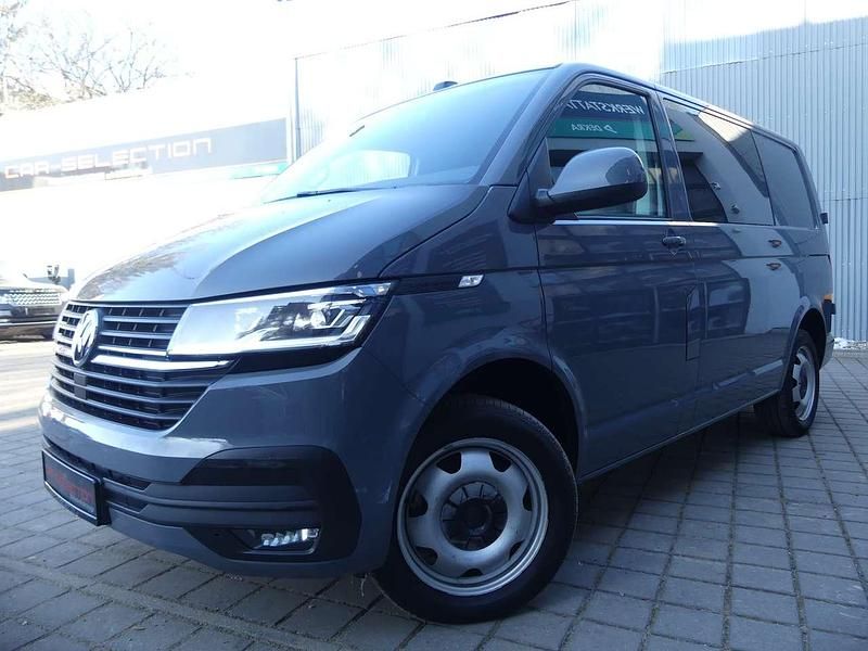 Gebraucht VW Transporter 204 PS (150 kW) 2024 Pure grey Van