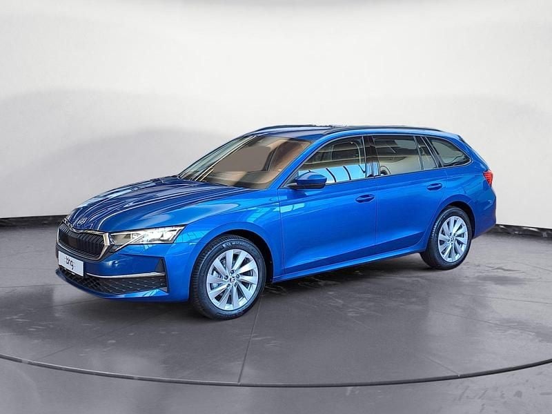 Blau Neu 2025 Skoda Octavia Selection Kombi | 47.490 € - Bild 1/4
